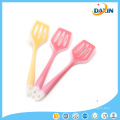 Wholesale Kitchen Utensils BPA Free Durable Transparent Silicone Slotted Turner